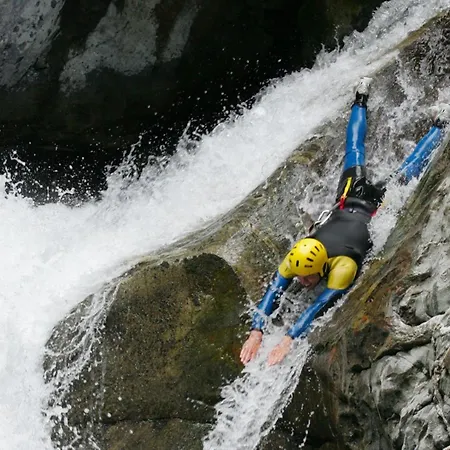 Holiday home Maison De Village 8 Pers, 3 Ch, Proche Ski, Cuisine Equipee, Parking, Bebe Et Animaux Bienvenus - Fr-1-402-137 *