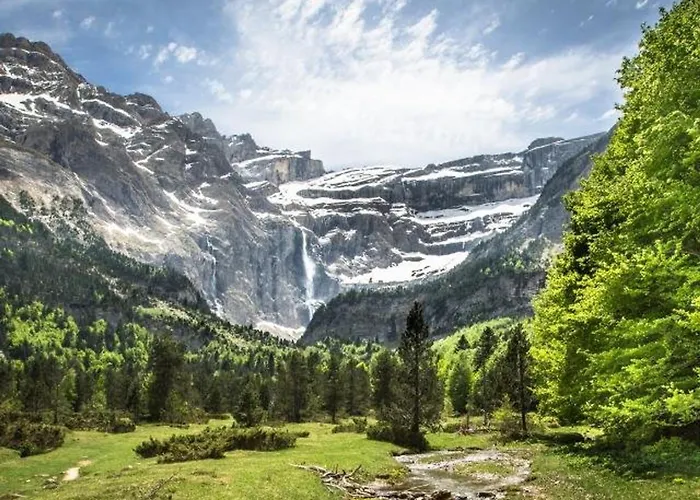 Holiday home Maison De Village 8 Pers, 3 Ch, Proche Ski, Cuisine Equipee, Parking, Bebe Et Animaux Bienvenus - Fr-1-402-137