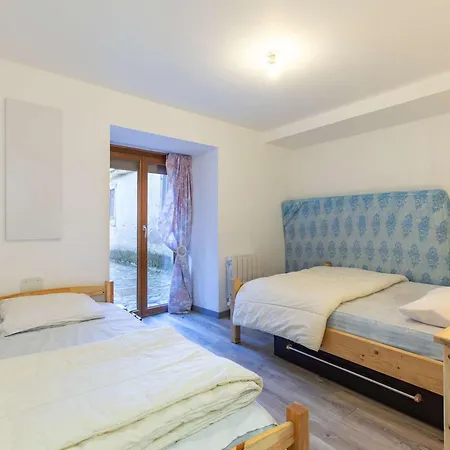 Maison De Village 8 Pers, 3 Ch, Proche Ski, Cuisine équipée, Parking, Bébé Et Animaux Bienvenus - Fr-1-402-137 *