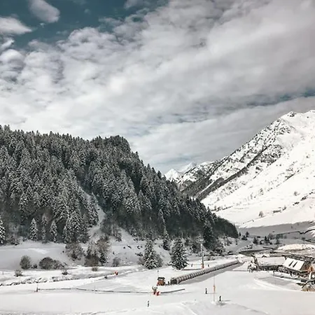 Maison De Village 8 Pers, 3 Ch, Proche Ski, Cuisine équipée, Parking, Bébé Et Animaux Bienvenus - Fr-1-402-137 Casa vacanze *